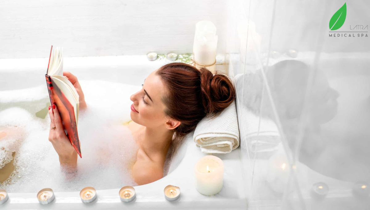 Bước đầu tiên trong chăm sóc da body là vệ sinh cơ thể