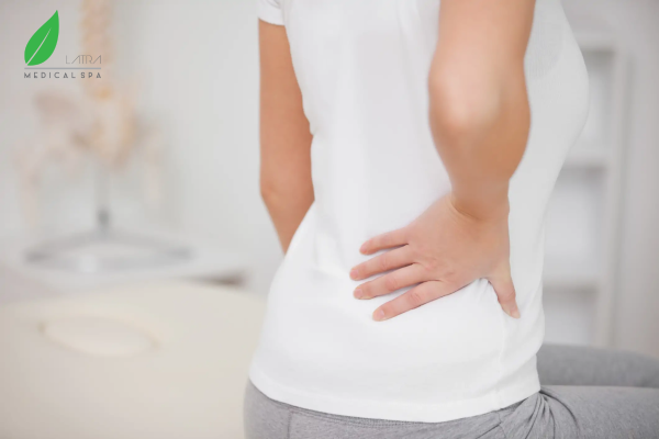 Các cơn đau do thoát vị đĩa đệm gây ra cảm giác khó chịu, ảnh hưởng đến chất lượng cuộc sống của người bệnh