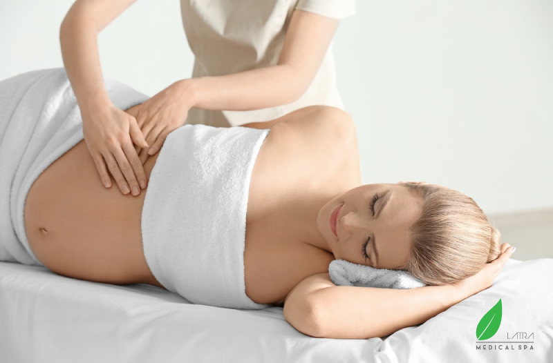 Massage bấm huyệt cho mẹ bầu 
