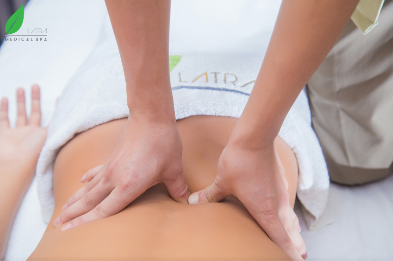Xoa bóp massage giảm đau
