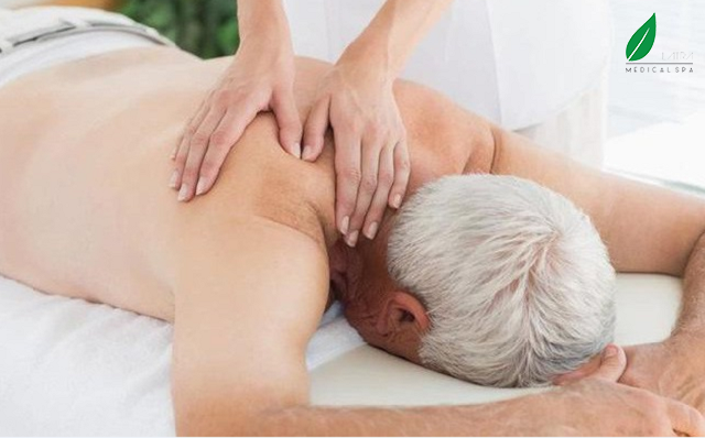 Massage bấm huyệt giúp cải thiện các bệnh cơ xương khớp